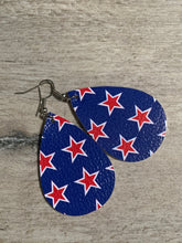 Load image into Gallery viewer, Patriotic American Earrings
